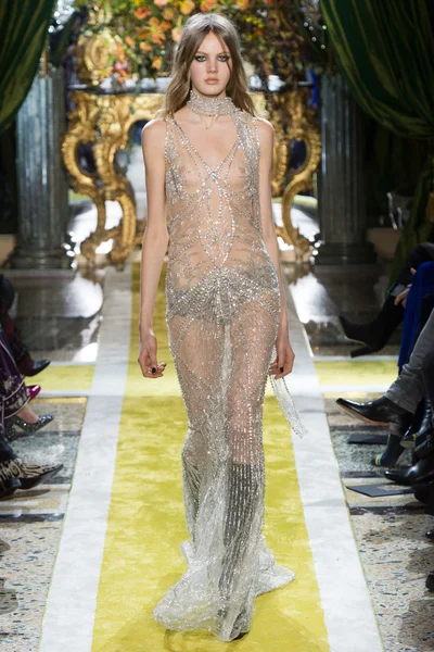 Look 61